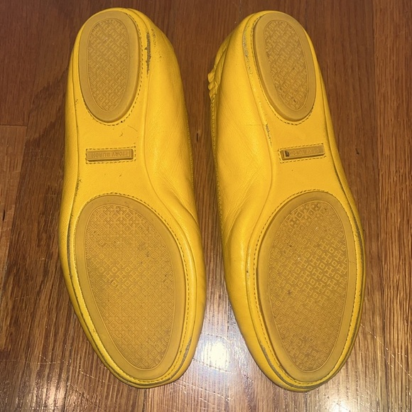 Tory Burch bright yellow ballet styled flats size 7 - Picture 6 of 16